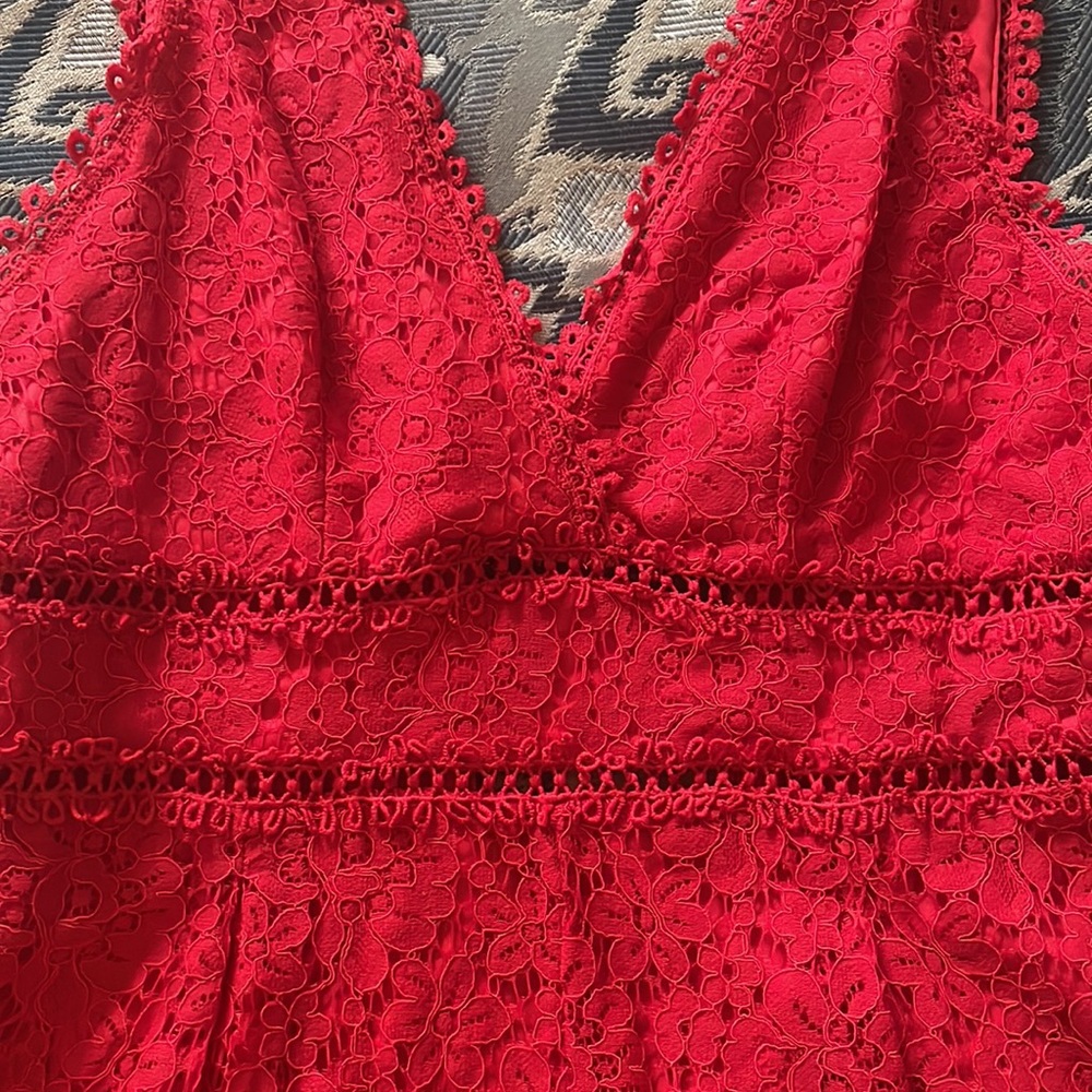 Red Lace V-Neck Romper with Scalloped Trim - Picture 3 of 4